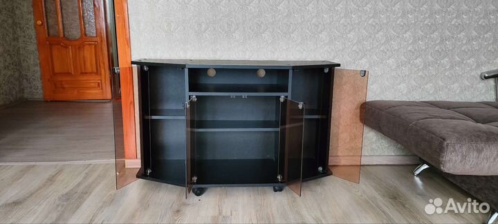 Тумба под тв