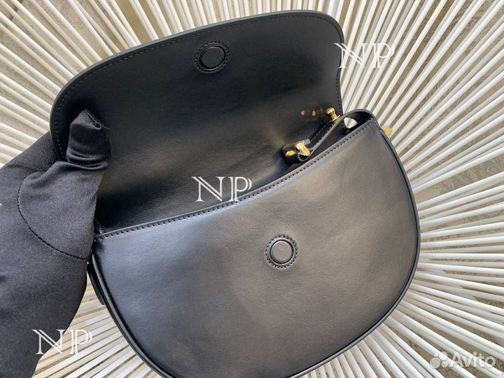 Сумка Prada Arque