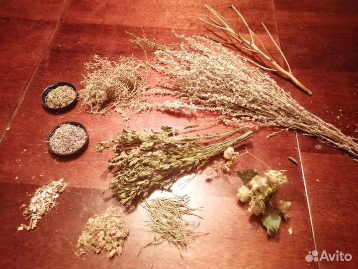 Свечи катаные, восковые, из вощины, с травами