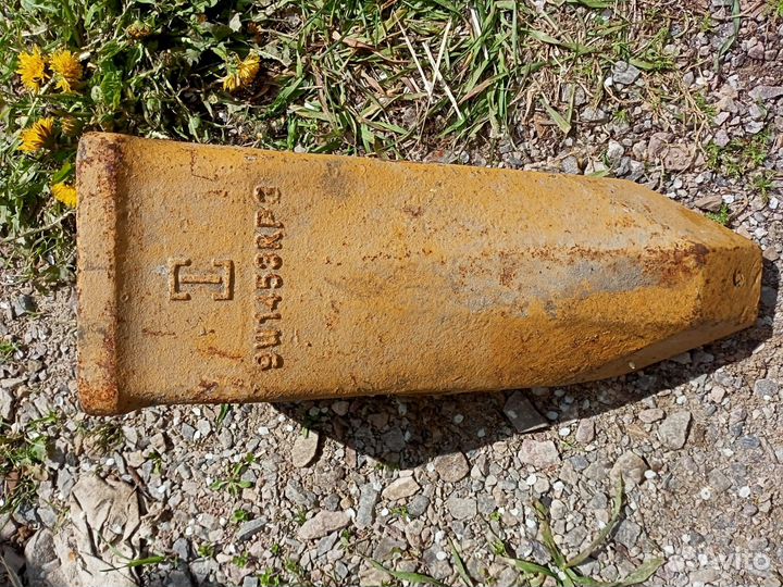 Зуб ковша (коронка) 9W1453 RP3