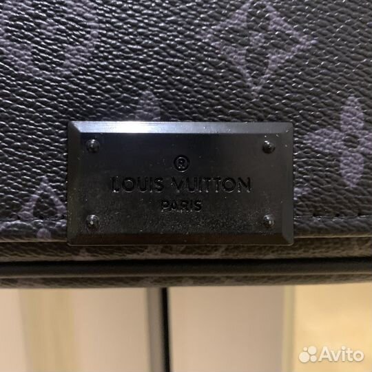 Louis Vuitton District Pm Bag