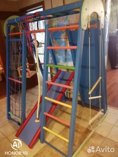 Домашний детский спортивный комплекс