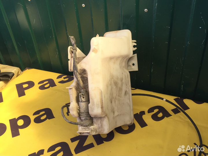 Бачок омывателя лоб.стекла Mitsubishi Lancer 10