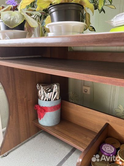 Письменный стол