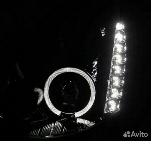 Фара infiniti g35 / Nissan skyline v35 2002