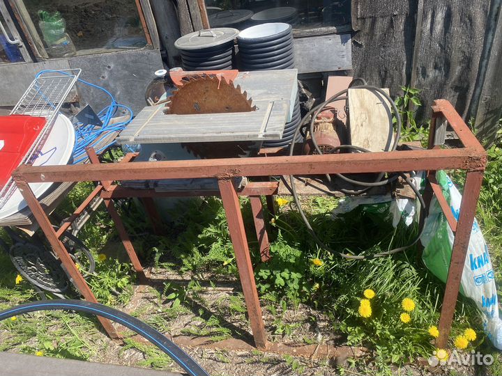 Деревообрабатывающий станок