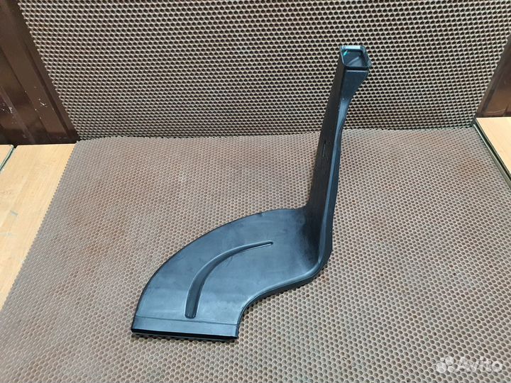 Воздуховод салона левый Mercedes w213