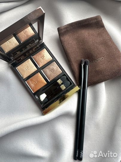 Тени Tom Ford 04 Suspicion + 2 кисти