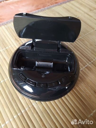 Док-станция/аккустическая станция для iPhone4/iPod