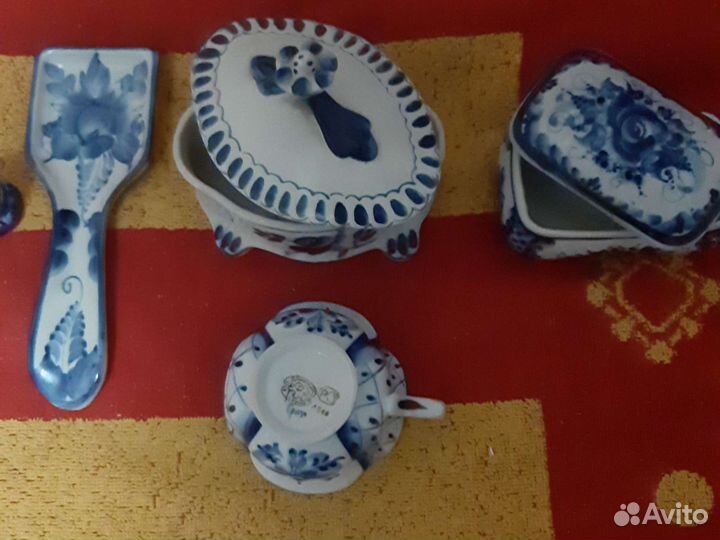 Набор гжельских изделий