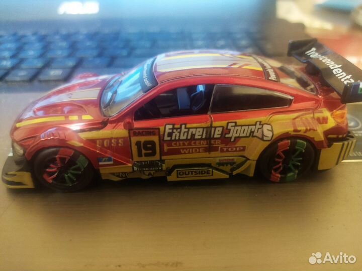 Машинка моделька BMW sport 1/43