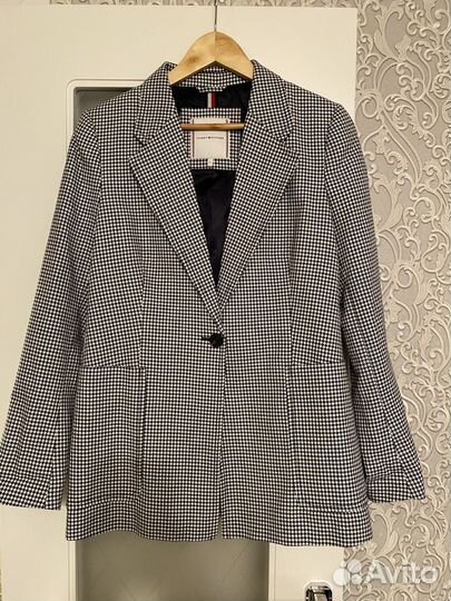 Tommy hilfiger пиджак оригинал M/L