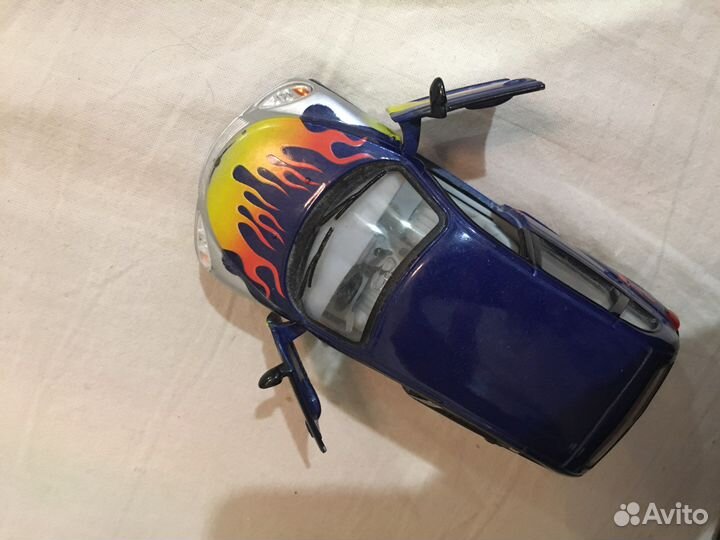 Игрушечная модель Chrysler PT Cruiser