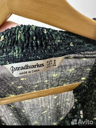 Платье stradivarius