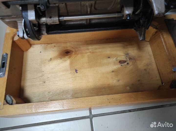 Швейная машинка 