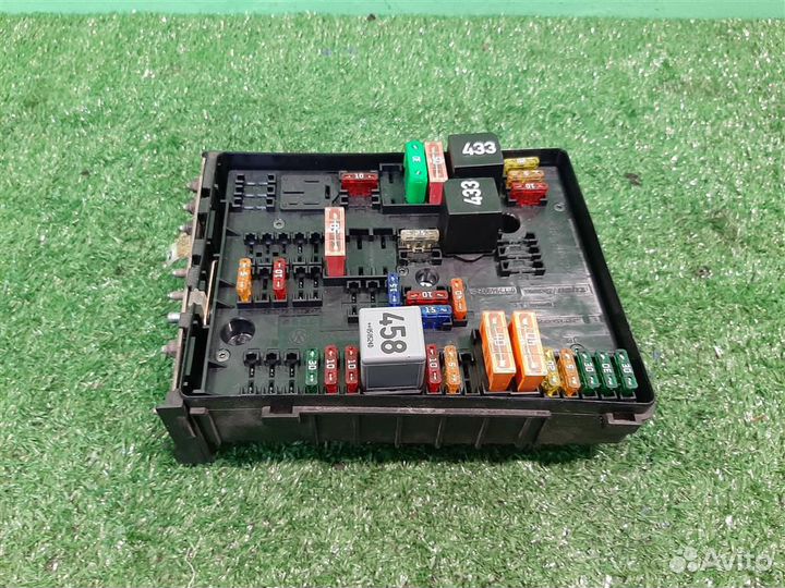 Блок предохранителей моторный volkswagen Touran