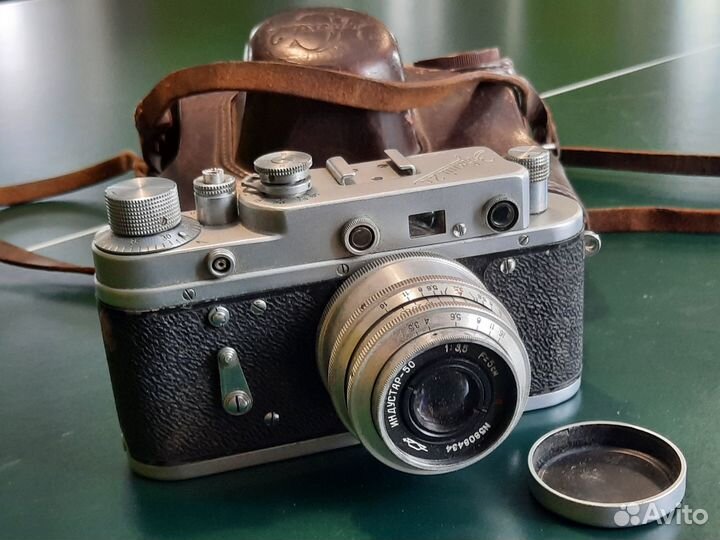 Пленочный фотоаппарат Зоркий 2С
