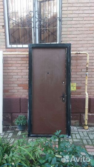 Дверь входная металлическая