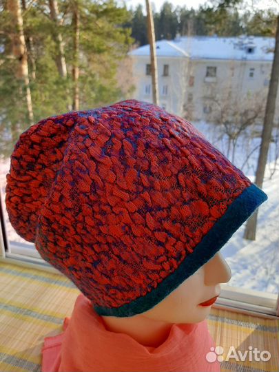 Шапочка женская валяная из шерсти