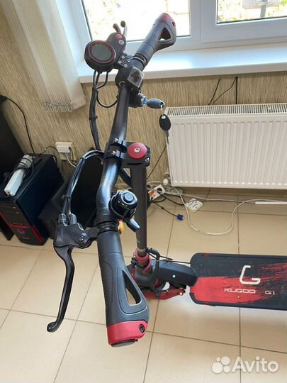 Электросамокат Kugoo G1