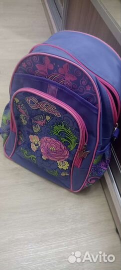 Школьный рюкзак для девочки