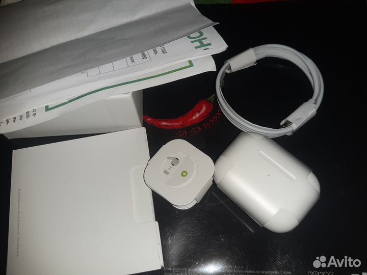 Bluetooth-гарнитура Apple AirPods Pro