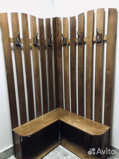 Вешалка угловая для одежды напольная деревянная