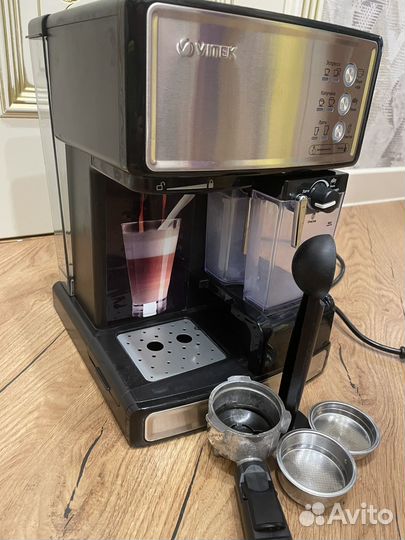 Кофеварка рожковая vitek 1514