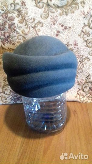 Демисезонная шапка фетровая