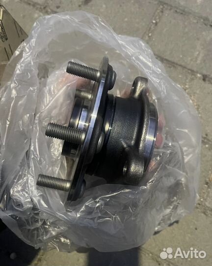 Ступица передняя в сборе Toyota camry v70