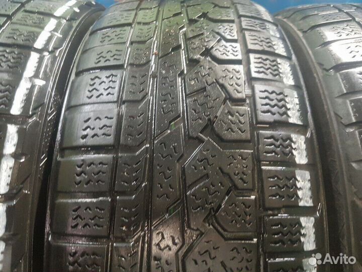 Kumho I'Zen RV KC15 225/60 R18