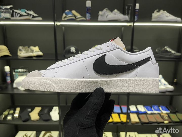 Кроссовки Nike Blazer Low '77 Vintage White-Black