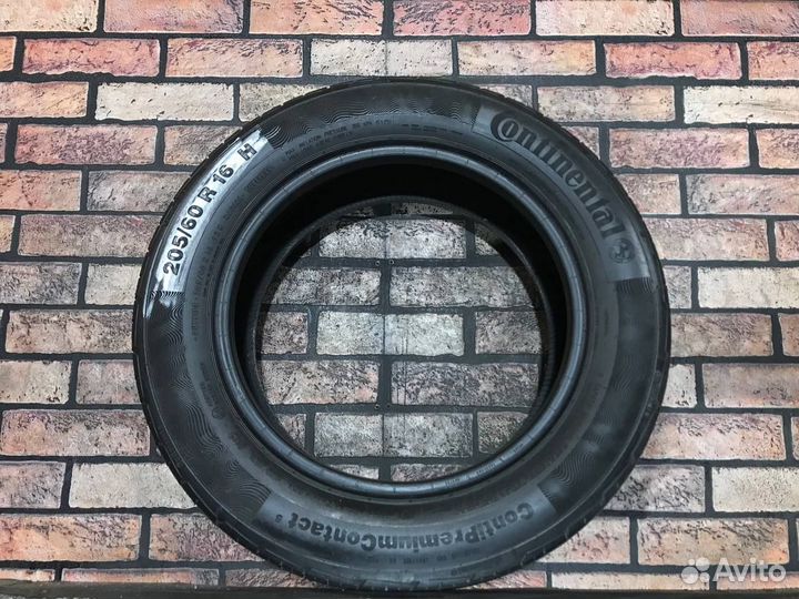 Continental ContiPremiumContact 5 205/60 R16 92H