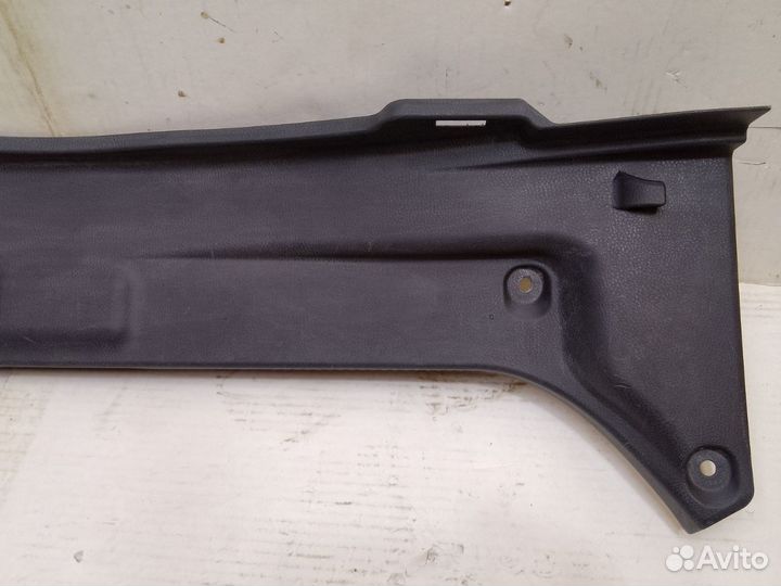 Накладка обшивка багажника Toyota Camry