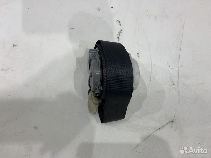 Ремень заднего ряда сидений Mitsubishi Outlander 3