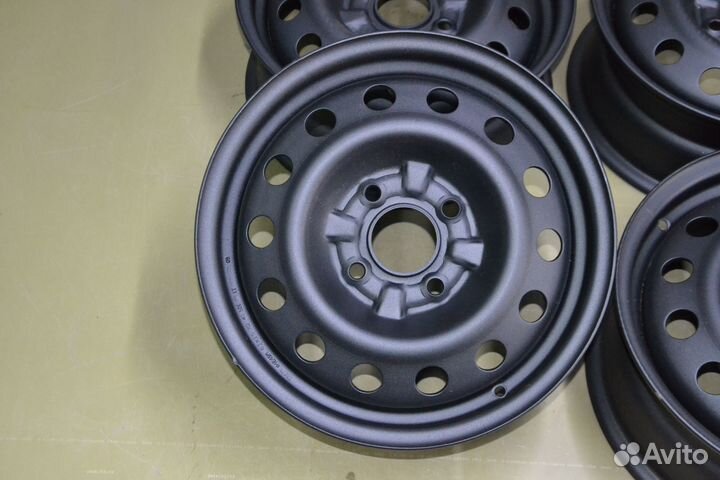 Диски Штампованные R15 4x114.3 et45 dia66.1