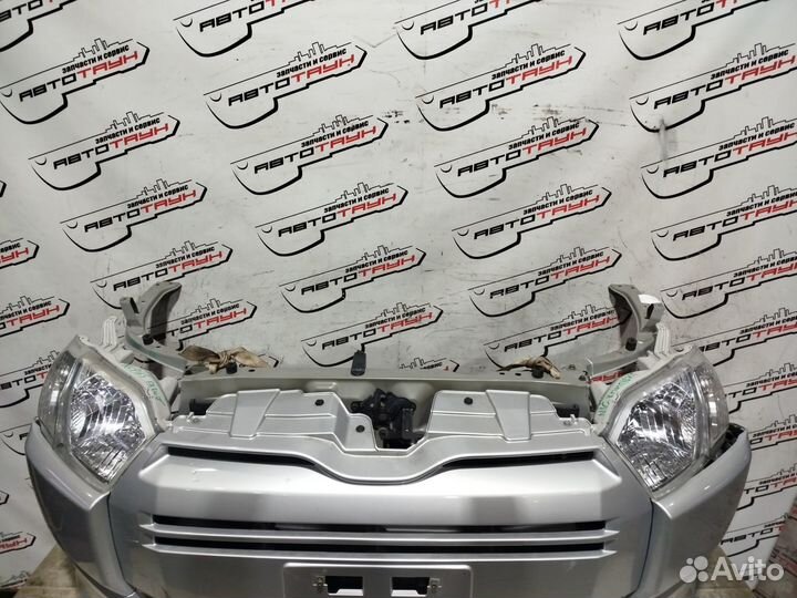 Nosecut toyota probox succeed NCP160V NCP165V NSP160V 5211952750D0 серебро FA347