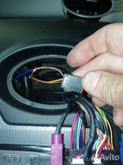 Автосигнализации с автозапуском и без с телефоном