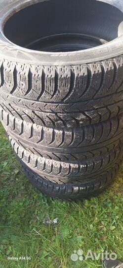 Bridgestone Ice Cruiser 7000 225/60 R17