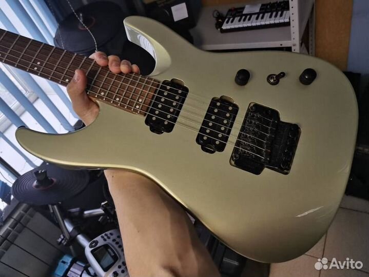 Grover Jackson Dinky. Система Флойд