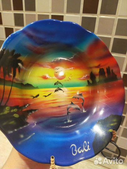 Декоративная тарелка на подставке, о. Bali