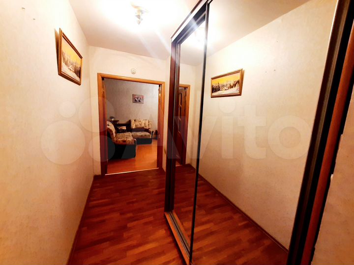 2-к. квартира, 56 м², 8/10 эт.