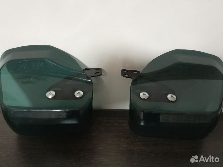 Ветрозащита рук мотоцикла