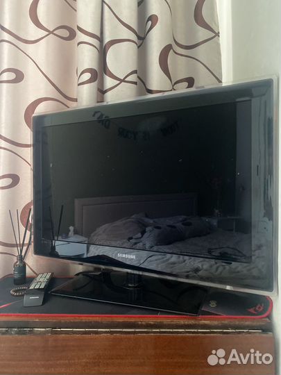 Телевизор samsung