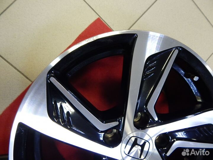 7107 Оригинал Honda R17 5*114.3 J7 ет55 б/п по Р