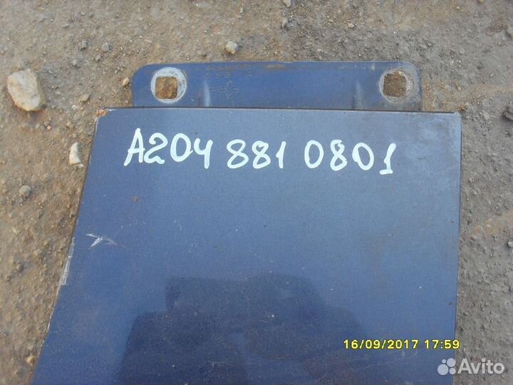 Крыло переднее правое Mercedes X204 Мерседес