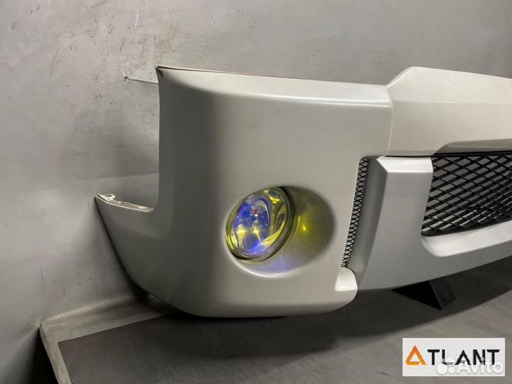 Бампер передний mitsubishi delica D:5