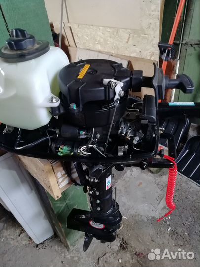 Лодочный мотор