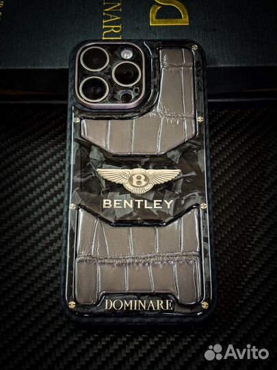 Чехол на iPhone 16 pro max Bentley карбон