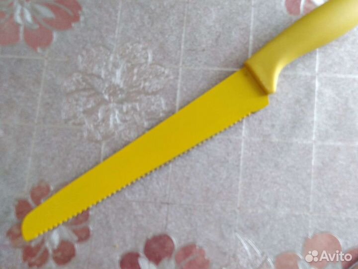 Кухонный нож.для торта